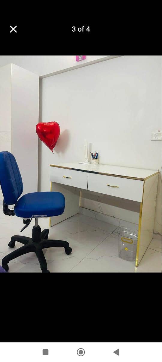 study table 0