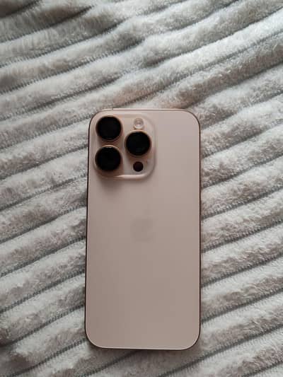 Apple iPhone 16 Pro jv