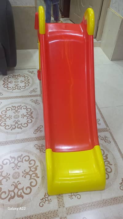 want to sell kids plastic slide