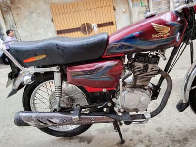 Honda 125 total original