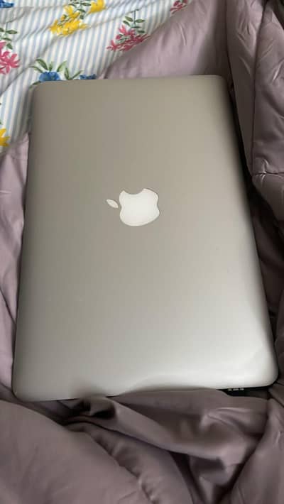 MACBOOK AIR FOR SALE URGENT
