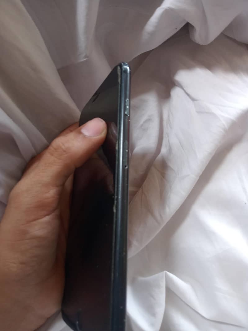 Apple iPhone 7 Plus 3