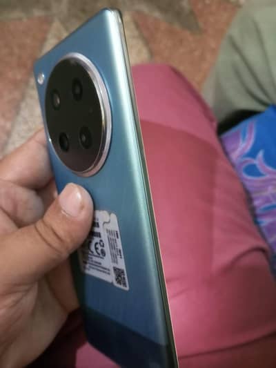 Infinix Zero 40