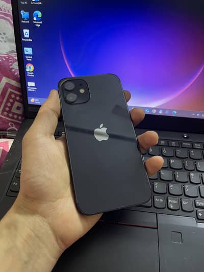 Apple iPhone 12