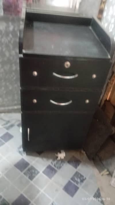 one makeup rancke 2 said tables