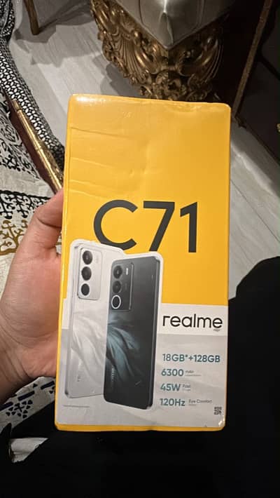 Realme C71 box pack