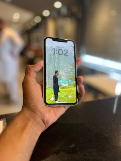 Apple iPhone 11