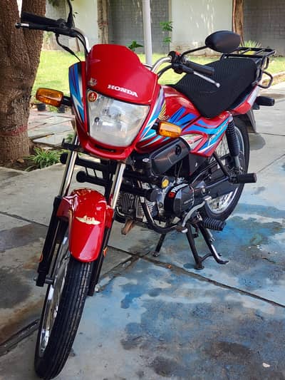Honda Prider 100 cc 2018 model boimatric available