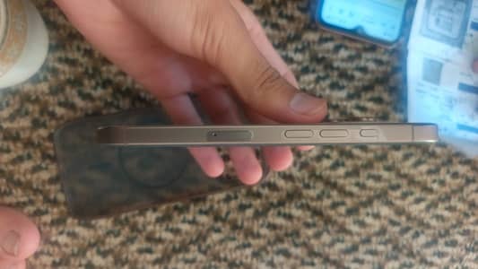 Apple iPhone 16 Pro