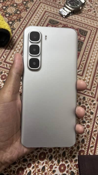 Infinix Hot 60 Pro Plus Urgent Sale