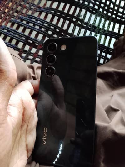 Vivo Y100
