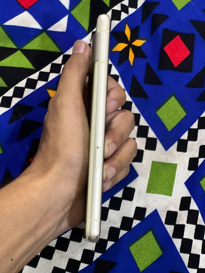 Google Pixel 7 3