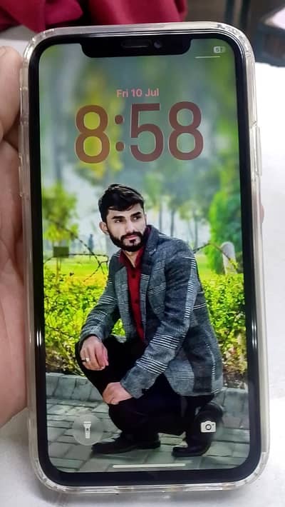 Apple iPhone 11