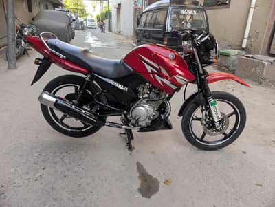 YAMAHA YBR G