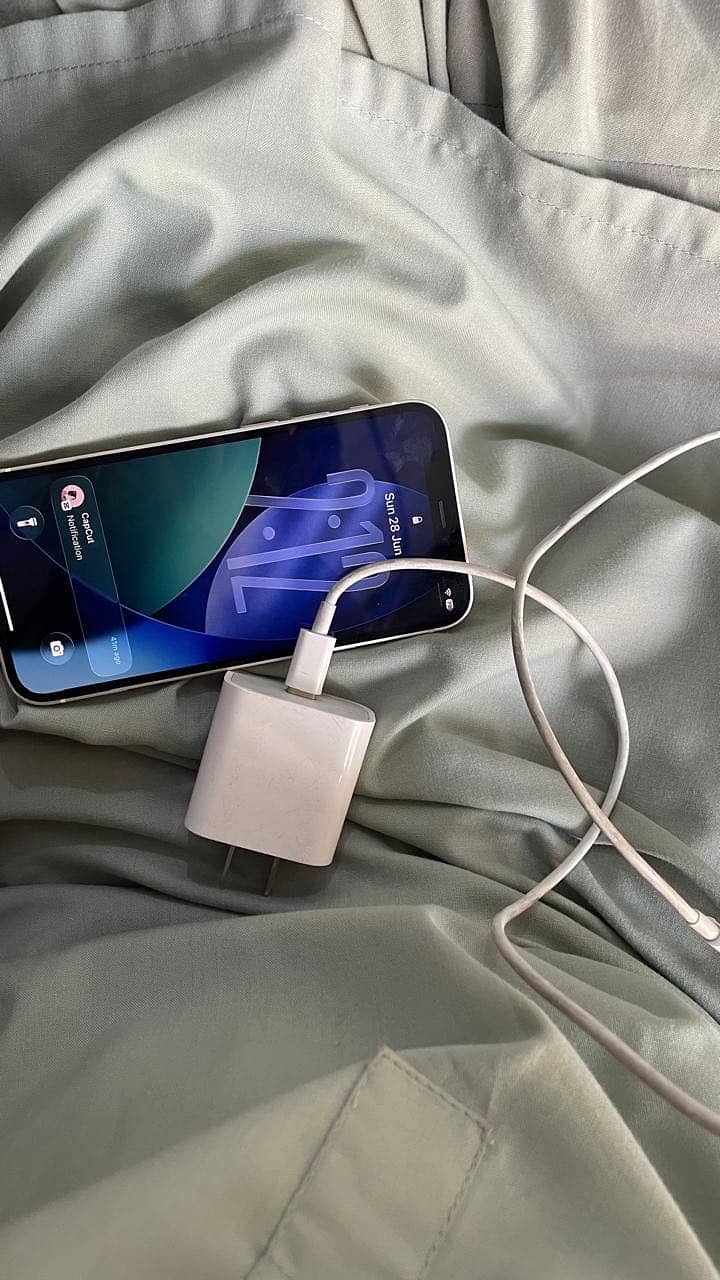 Apple iPhone 12 mini 5