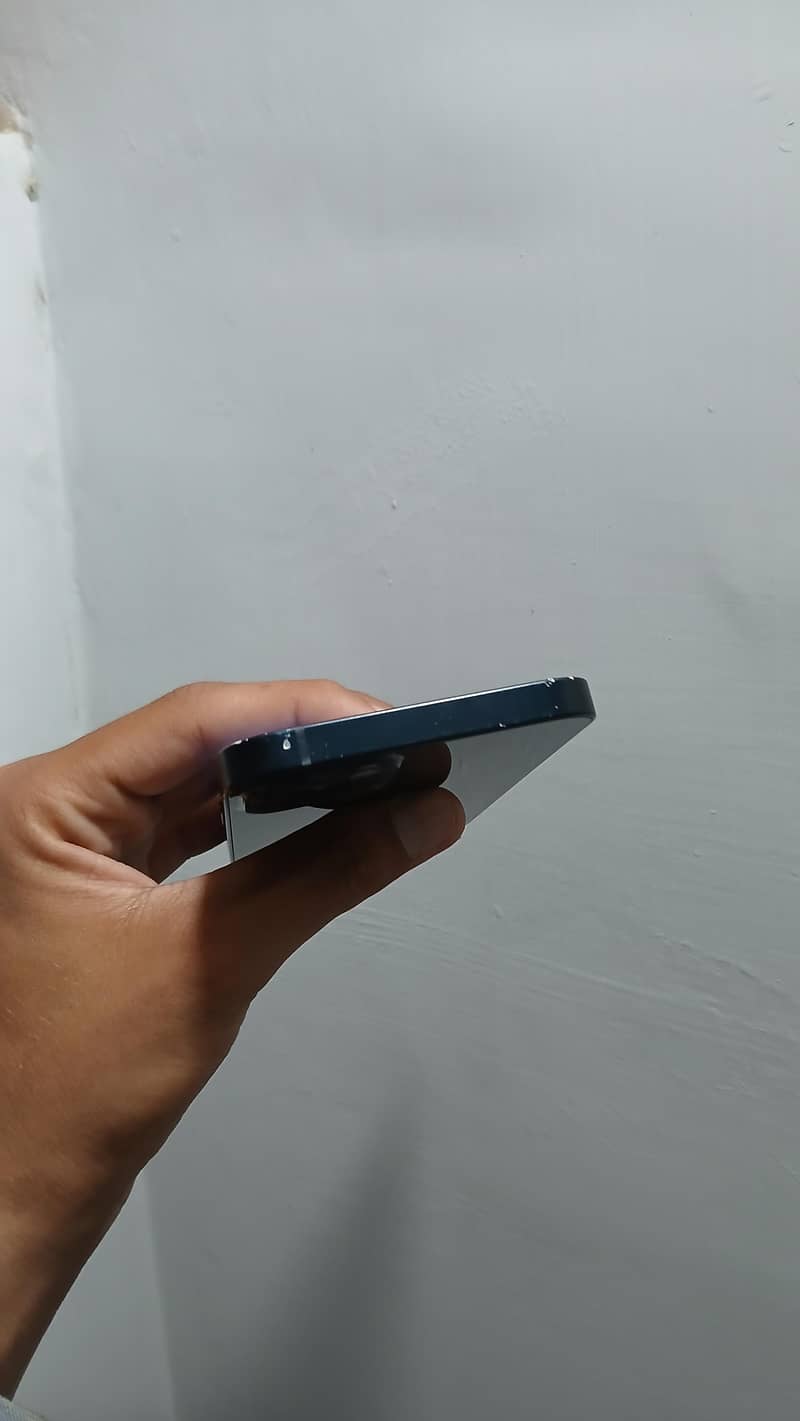 IPHONE 13 3