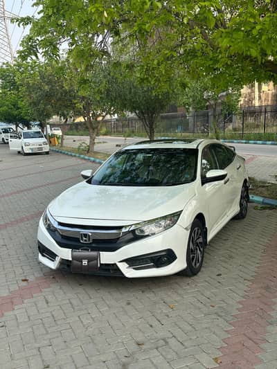 Honda Civic Oriel 1.8 CVT 2017 | Premium Sedan | Genuine & Well Kept