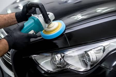 Wash car k Liye Detailing compound service k Liye Banda chaheyi