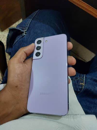 Samsung Galaxy S22 5G (256GB)  Snapdragon 8 Gen 1  Bora Purple