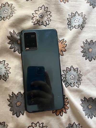 Vivo Y33s