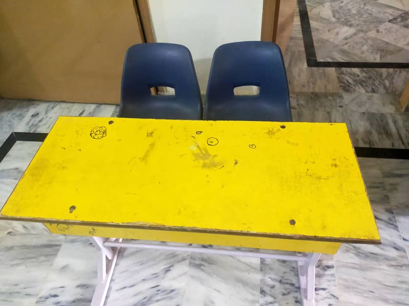 study table with chair 0