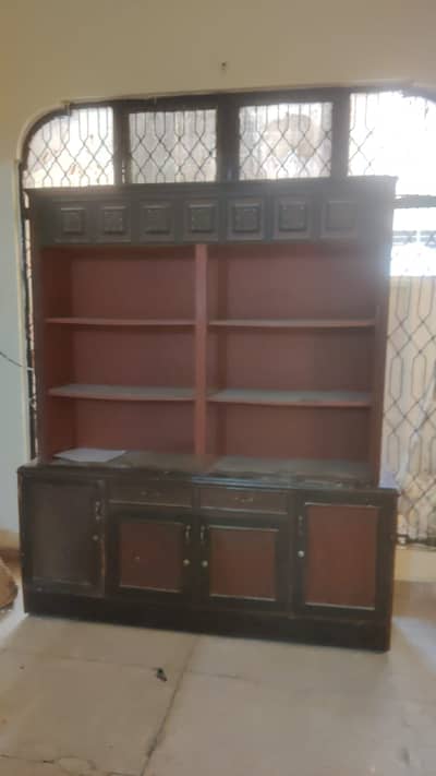 Kitchen Cupboard/ Crockery Cabinet
