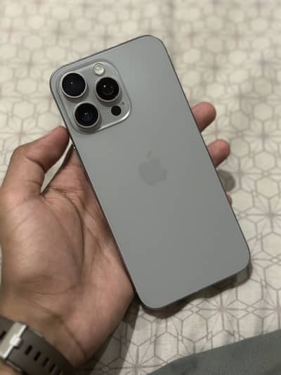 iPhone 15 Pro Max 256gb Water Pack 98 health