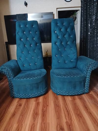 Master Molty chairs 100%