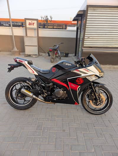 Kawasaki Ninja Heavy Bike