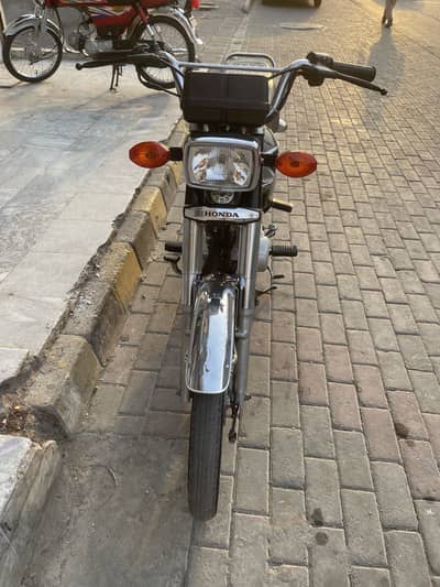 Honda 125 2023