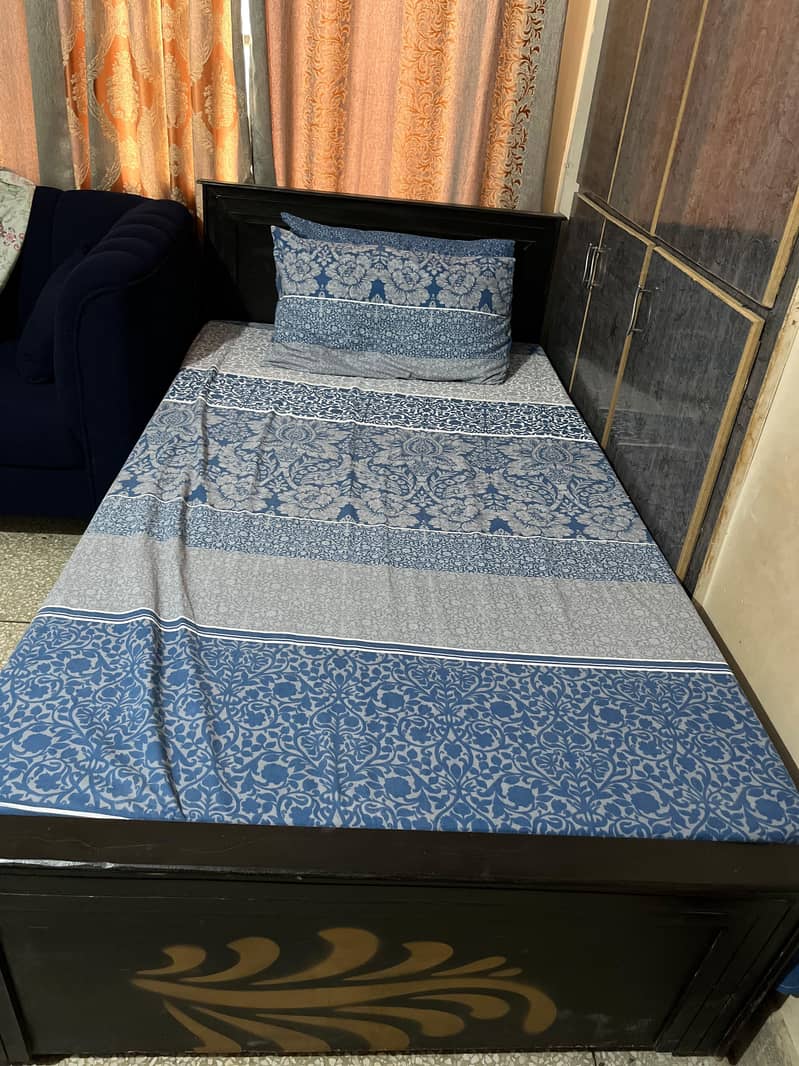 Single Bed 0