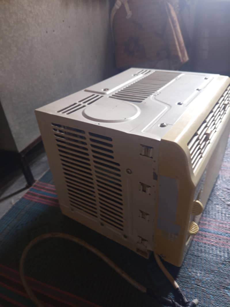 window ac 0