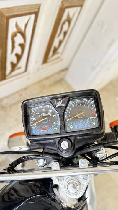 Honda 125 one hand Use