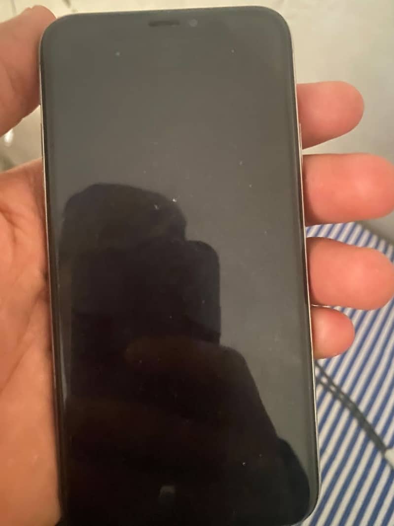 Apple iPhone X 0