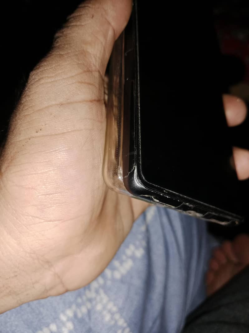 Google Pixel 7 4