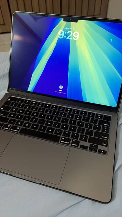 Applw Macbook Air M3 10/10 full box 512gb