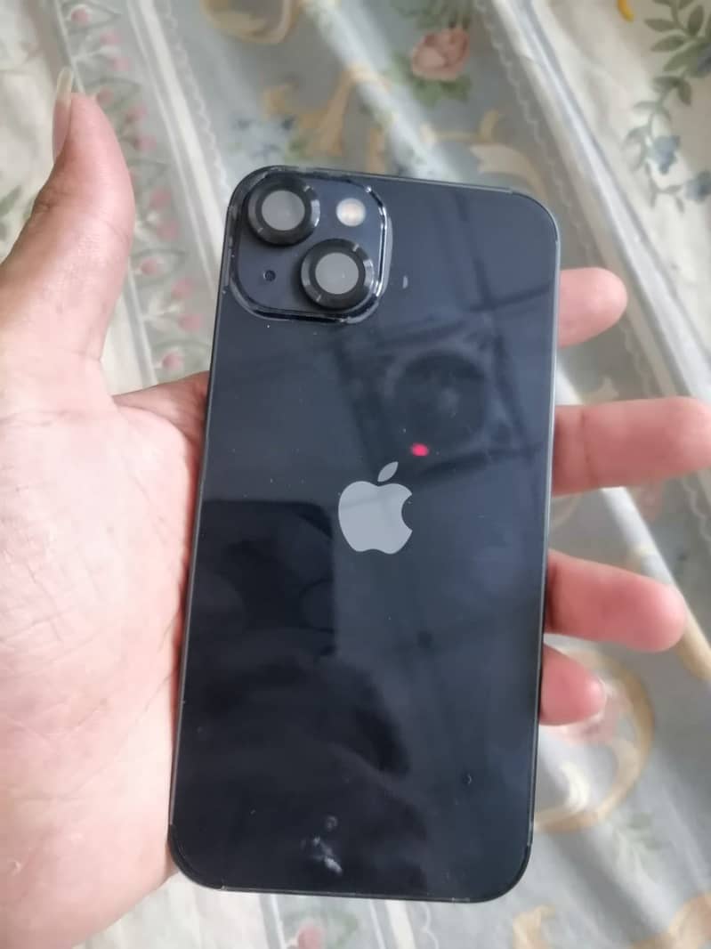 Apple iPhone 13 4