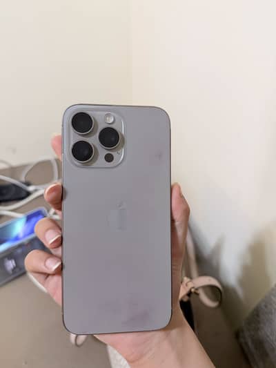Apple iPhone 15 Pro Max