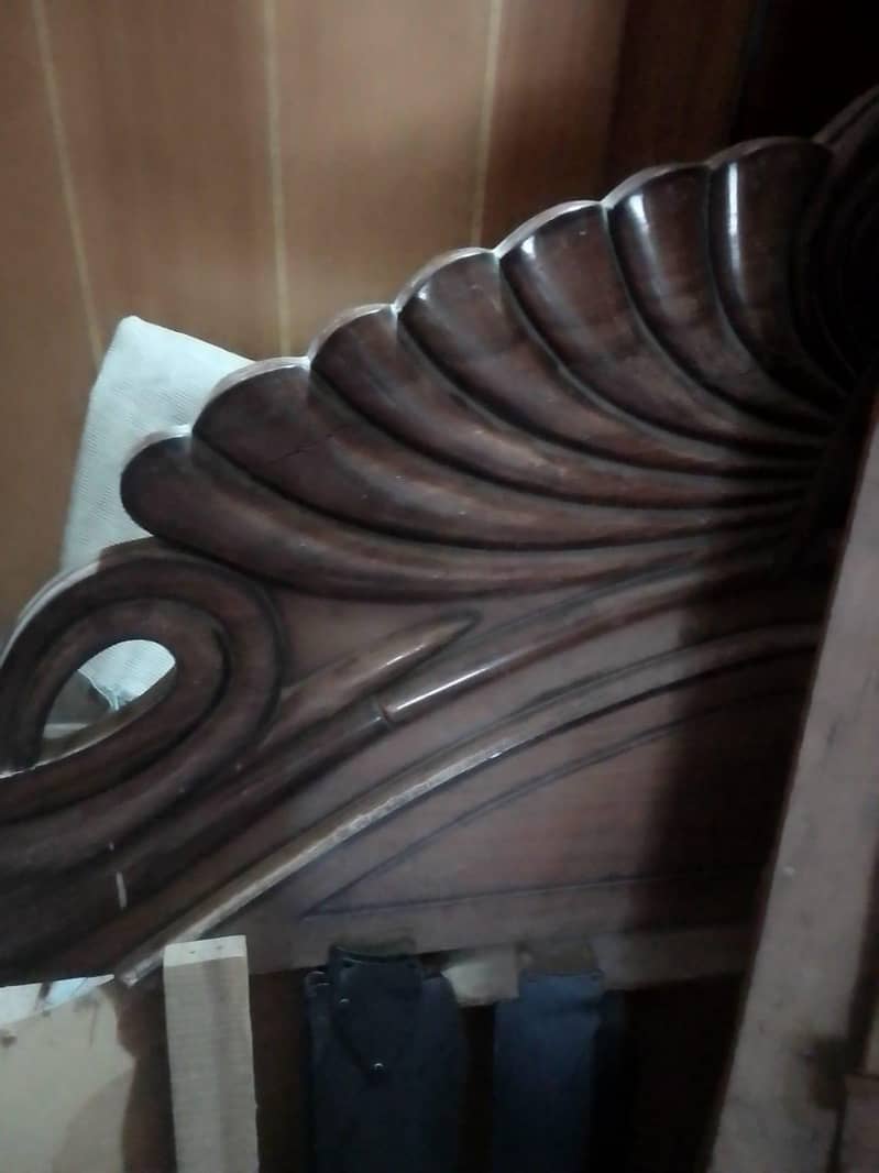 second hand bed 1