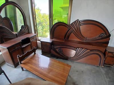 Set of Bed, Dressing table, Side tables, Peti,takht posh