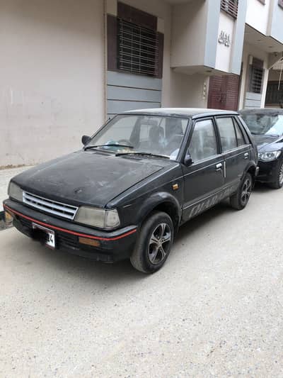 Daihatsu Charade 1985 (0/3/3/1/2/9/2/6/1/0/3)