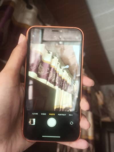 Apple iPhone XR convert 17 pro