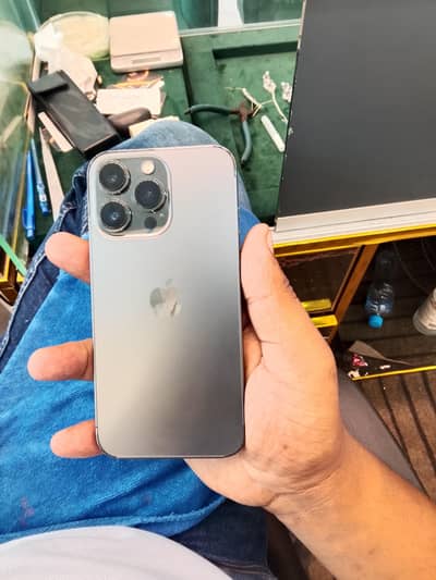 Apple iPhone 13 Pro