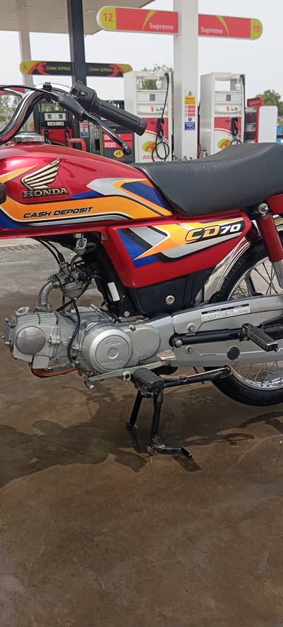 Honda CD 70 2025