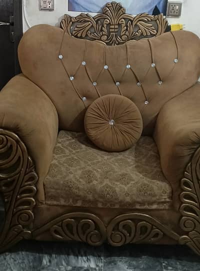 3.2. 1 seater sofa sat for sale