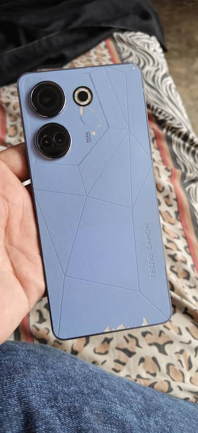Tecno CAMON 20