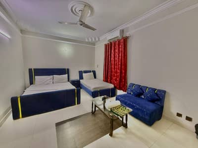 Couple Guest House In Karachi