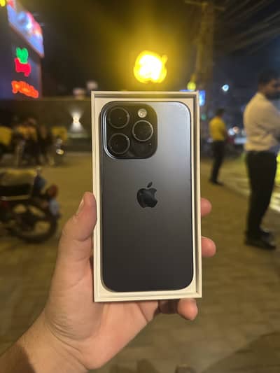 iPhone 15 Pro | with box | JV