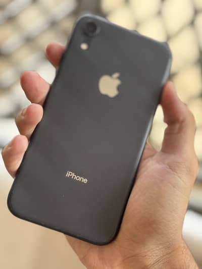 iPhone XR