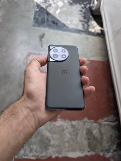 One Plus 11 12/256 Non pta Display mai Line h